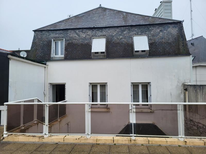 Maison - 190 m² - 8 pièces