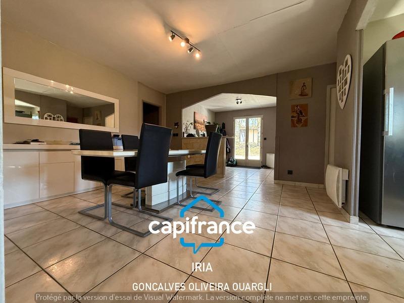 Maison de campagne - 270 m² - 12 pièces