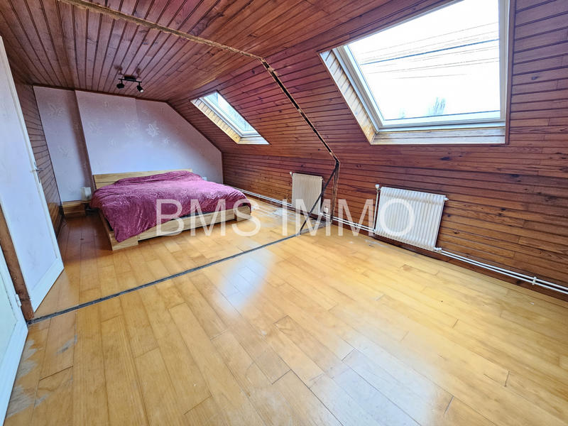 Maison - 93 m² - 4 pièces