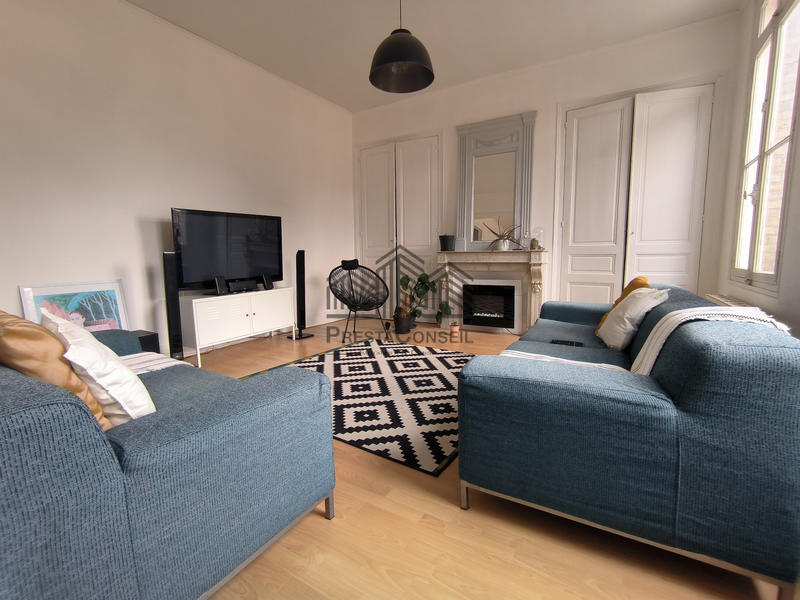 Appartement - 91 m² - 4 pièces