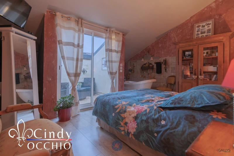 Maison - 198 m² - 6 pièces