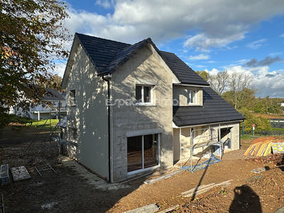 Maison - 121 m² - 4 pièces