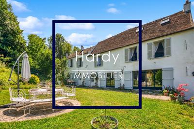 Maison ancienne - 221 m² - 9 pièces