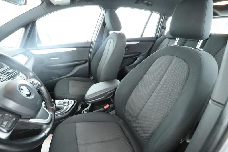 Bmw Série 2 Gran Tourer 218d Business Design Bva8 150 ch