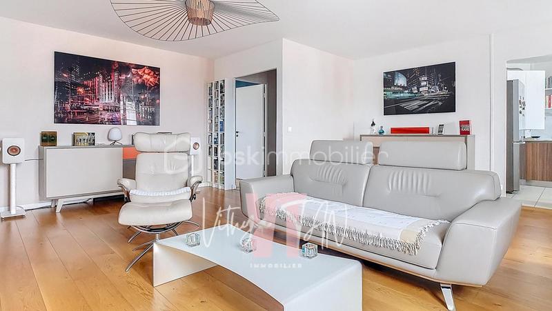 Appartement - 112 m² - 5 pièces