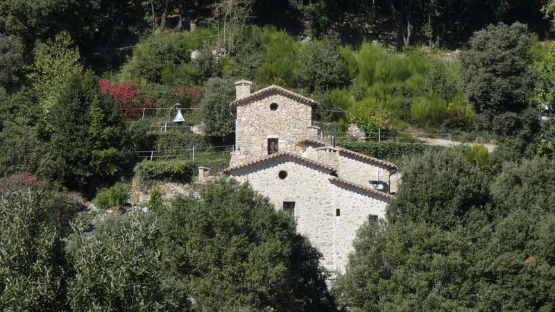 Mas - 237 m² - 8 pièces