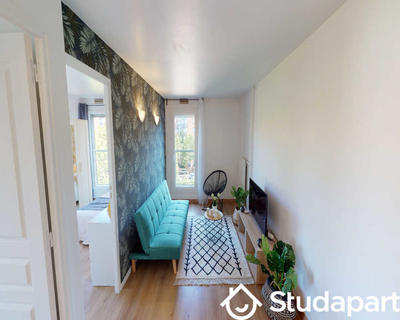 Chambre - 80 m² - 1 pièce