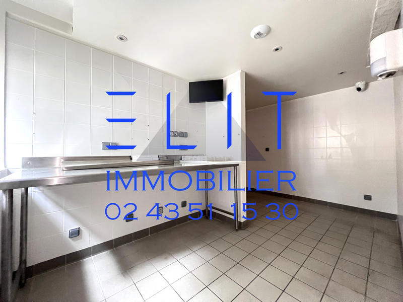 Local commercial - 61 m²