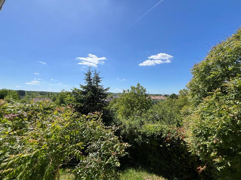 Maison - 138 m² - 7 pièces