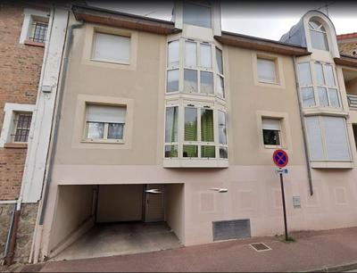 Parking / Garage - 24 m²