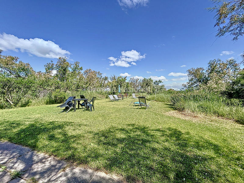 Maison - 253 m² - 12 pièces