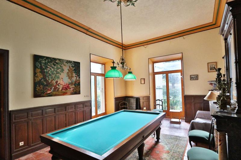 Demeure - 623 m² - 26 pièces