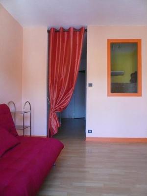 Studio - 24 m² - 2 pièces