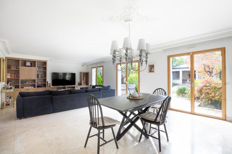 Villa - 192 m² - 6 pièces