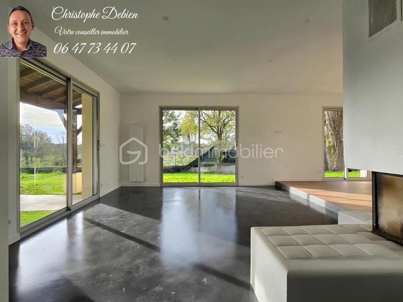 Pavillon - 167 m² - 7 pièces