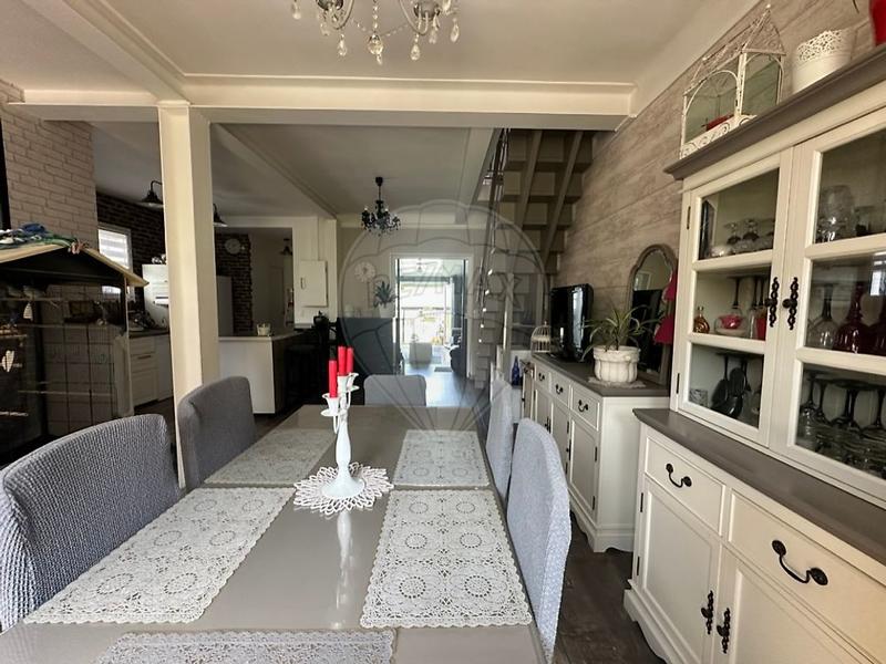 Maison - 142 m² - 4 pièces