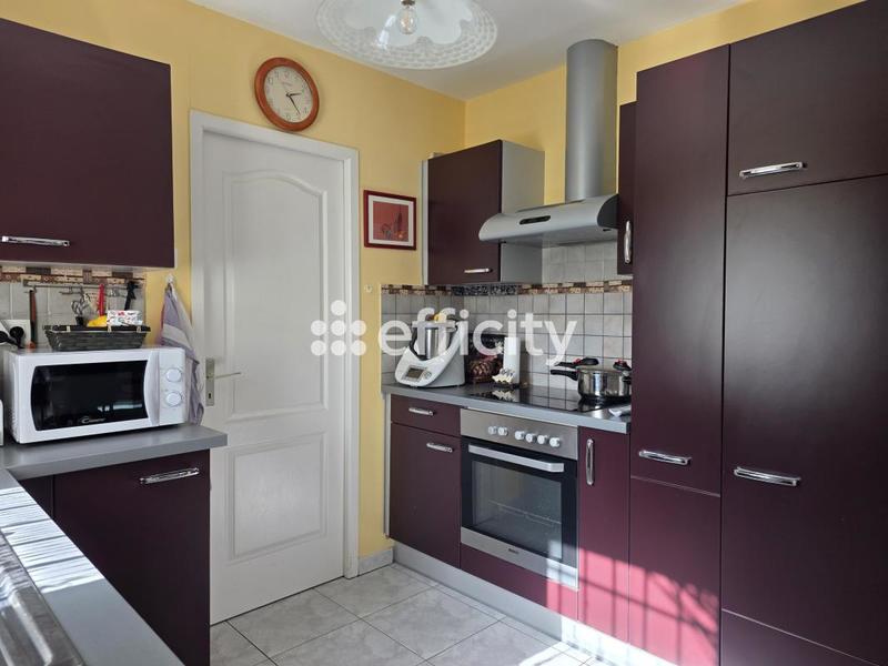 Maison - 88 m² - 4 pièces