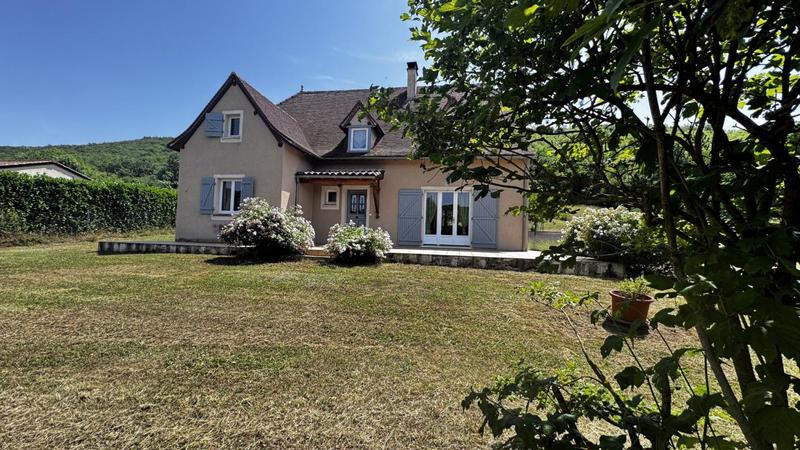 Maison - 170 m² - 5 pièces