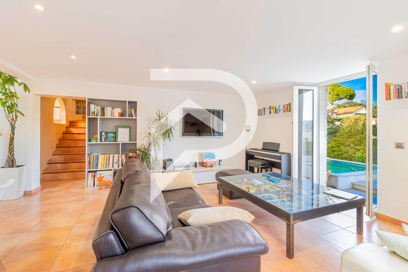 Maison - 115 m² - 4 pièces