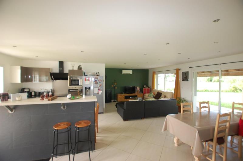 Maison - 110 m² - 4 pièces