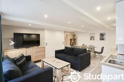 Chambre - 9 m² - 1 pièce