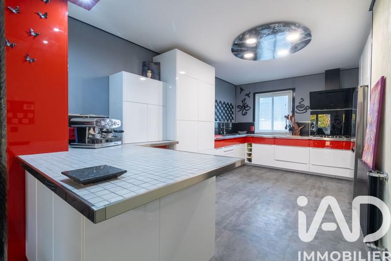 Maison - 145 m² - 6 pièces