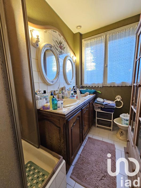 Maison - 192 m² - 7 pièces