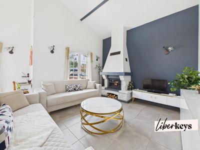 Maison - 133 m² - 6 pièces