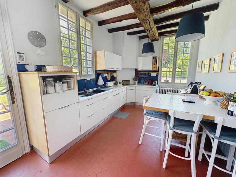 Villa - 360 m² - 7 pièces