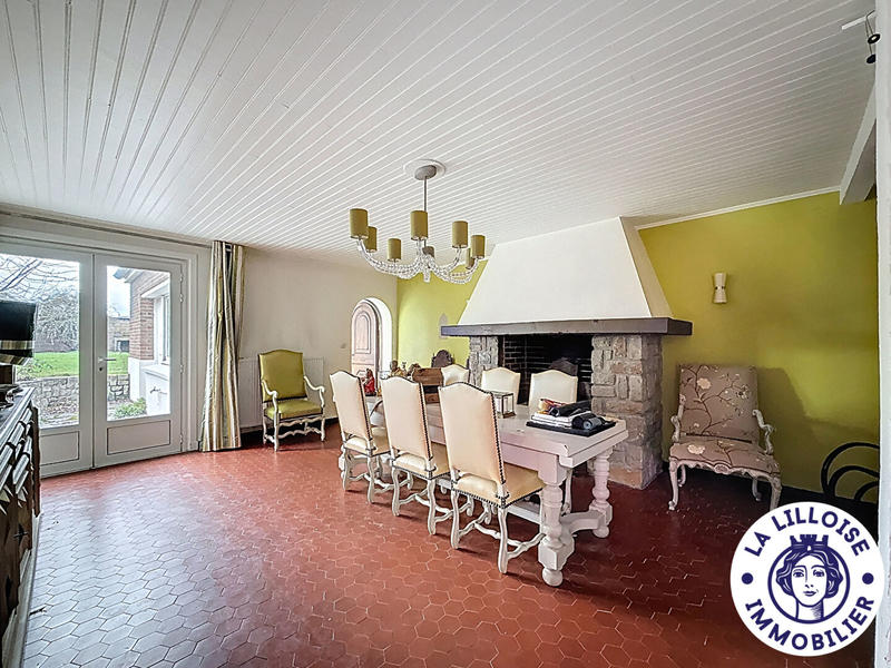 Demeure - 270 m² - 10 pièces