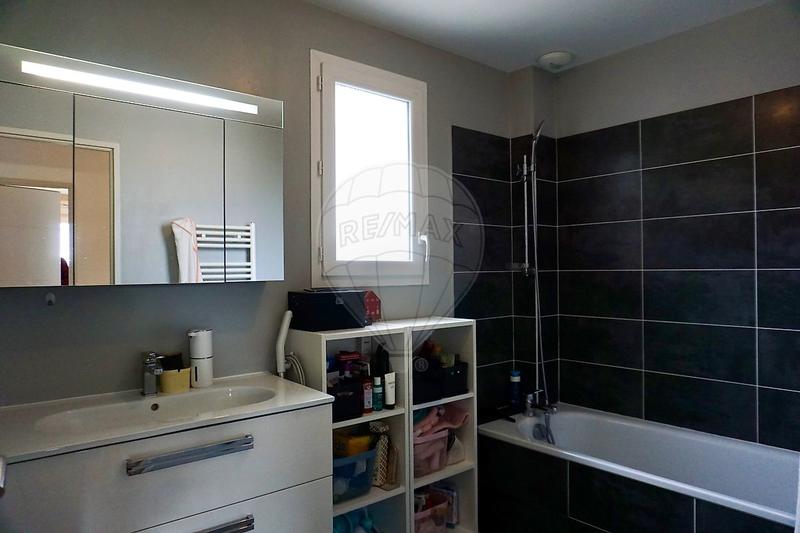 Appartement - 89 m² - 4 pièces