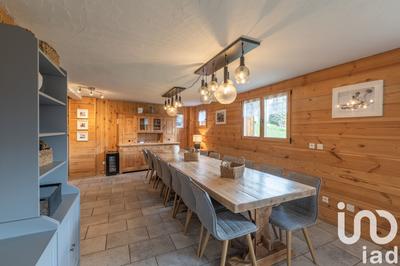 Châlet - 288 m² - 10 pièces