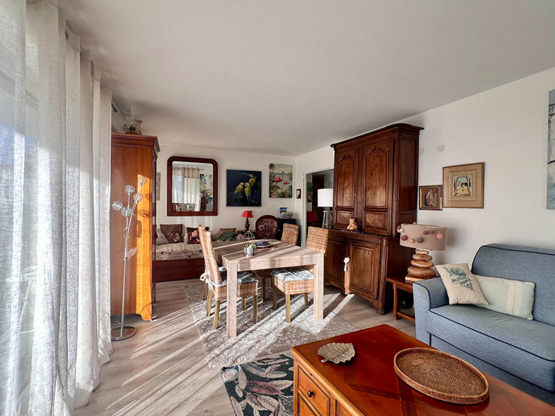 Appartement - 77 m² - 3 pièces