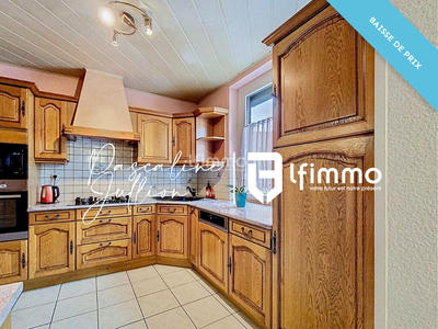 Maison - 167 m² - 9 pièces