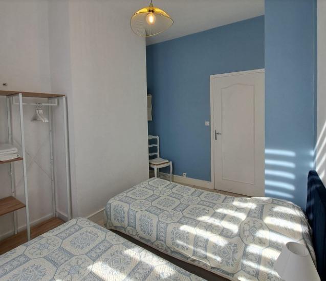 Manoir - 1 600 m² - 50 pièces