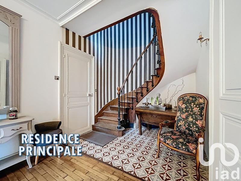 Maison - 362 m² - 13 pièces