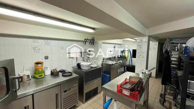 Local commercial - 2 pièces