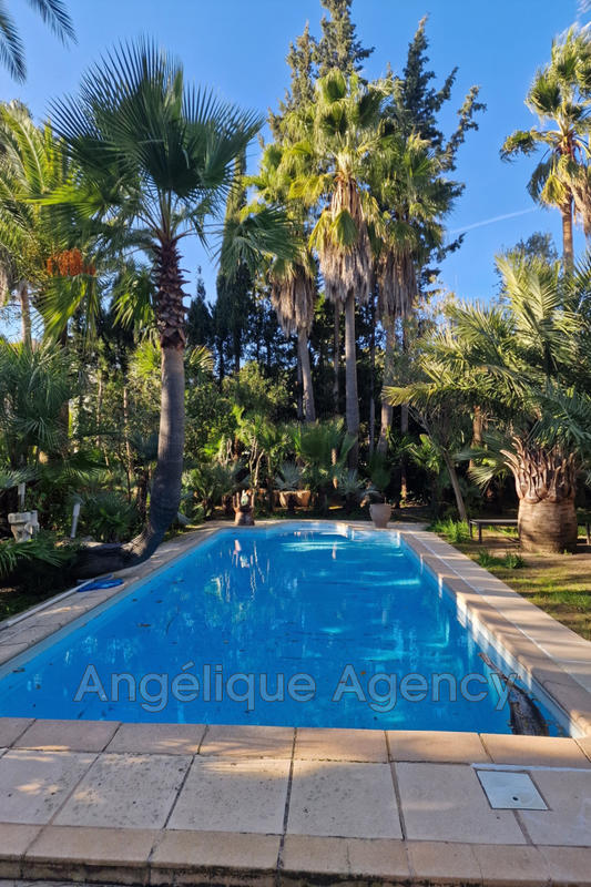 Maison - 126 m² - 6 pièces