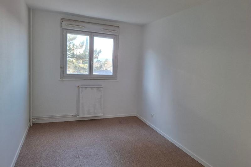 Appartement - 83 m² - 4 pièces