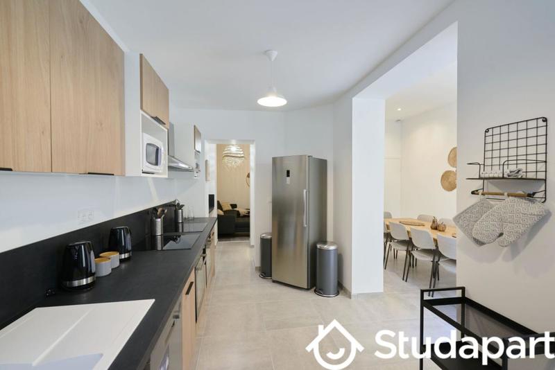 Chambre - 12 m² - 1 pièce