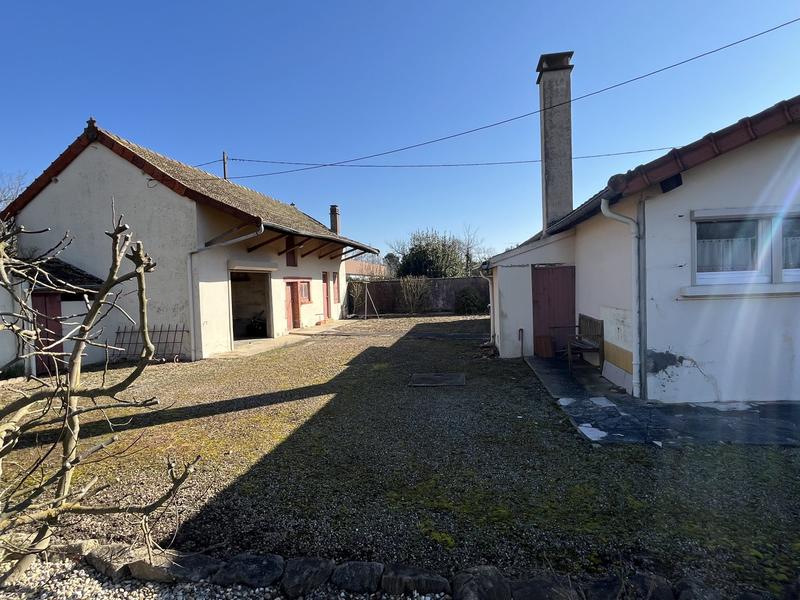 Maison - 92 m² - 4 pièces