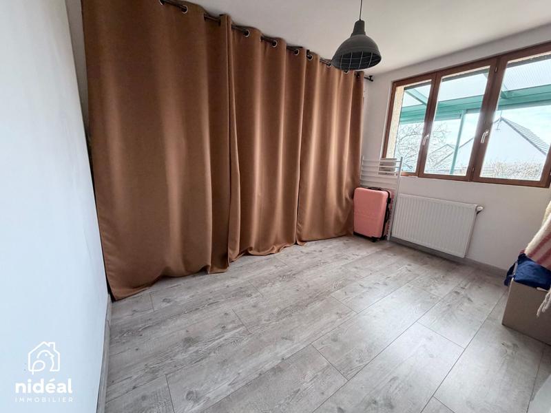 Maison - 130 m² - 4 pièces