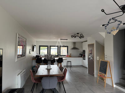 Maison - 169 m² - 5 pièces