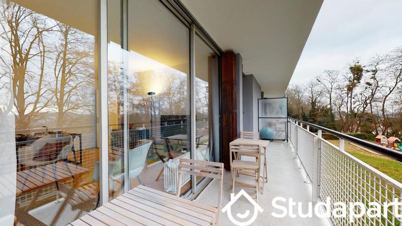 Chambre - 10 m² - 1 pièce