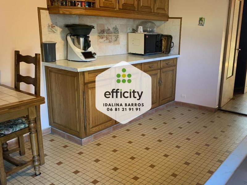 Maison - 203 m² - 7 pièces