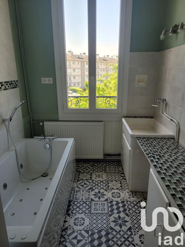 Maison de ville - 138 m² - 9 pièces