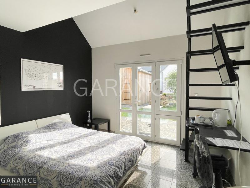 Maison - 211 m² - 6 pièces