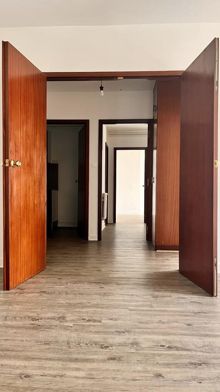 Appartement - 80 m² - 4 pièces