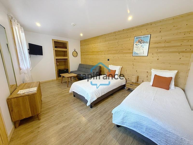 Fonds de commerce - 300 m²