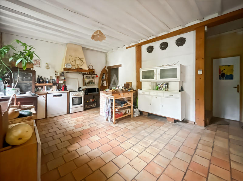 Maison - 202 m² - 6 pièces